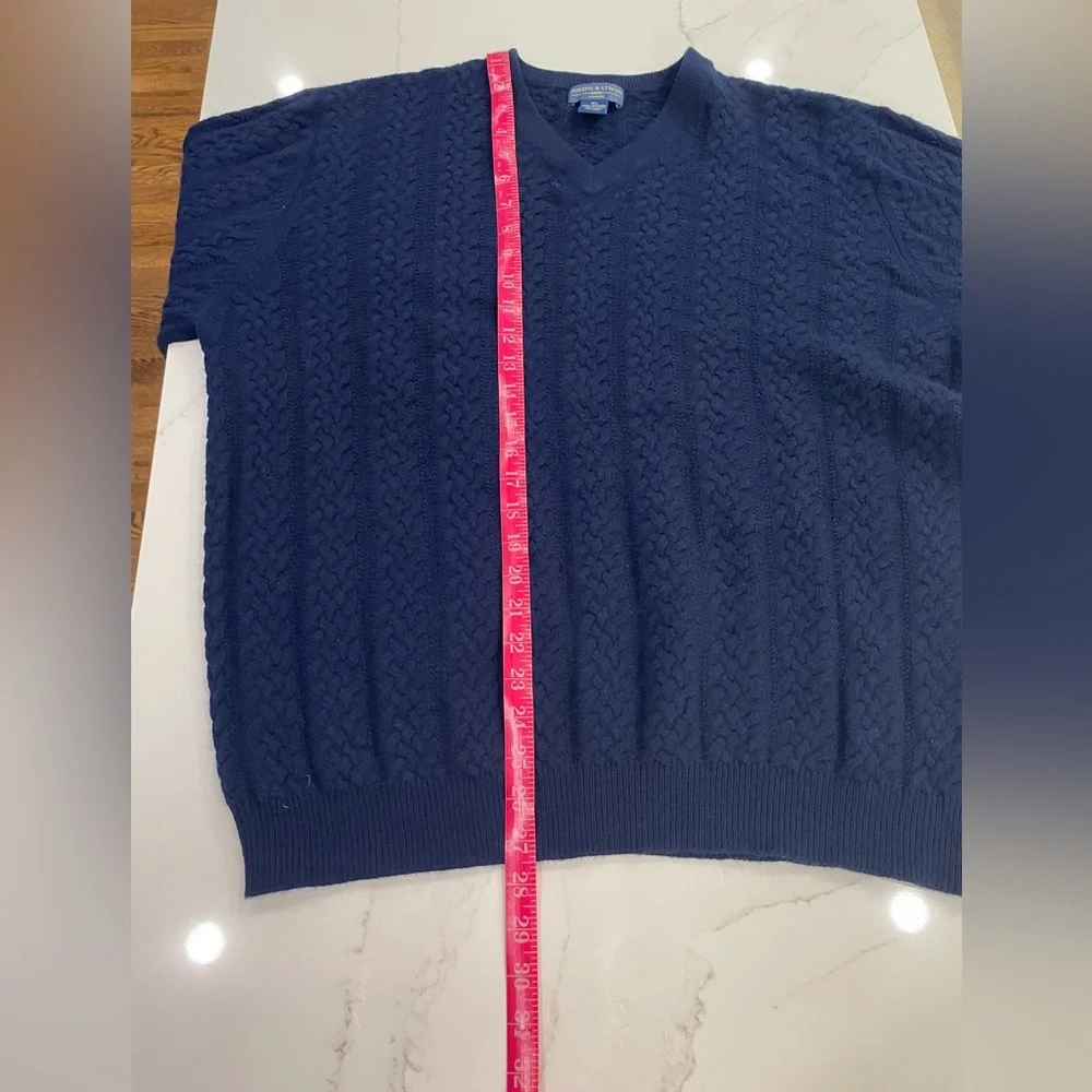 Joseph & Lyman cashmere blue cable knit sweater. Size XL - Picture 3 of 10
